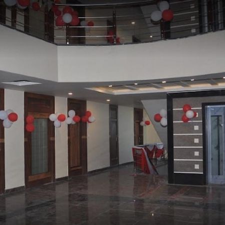 Hotel Bns International Sasarām エクステリア 写真
