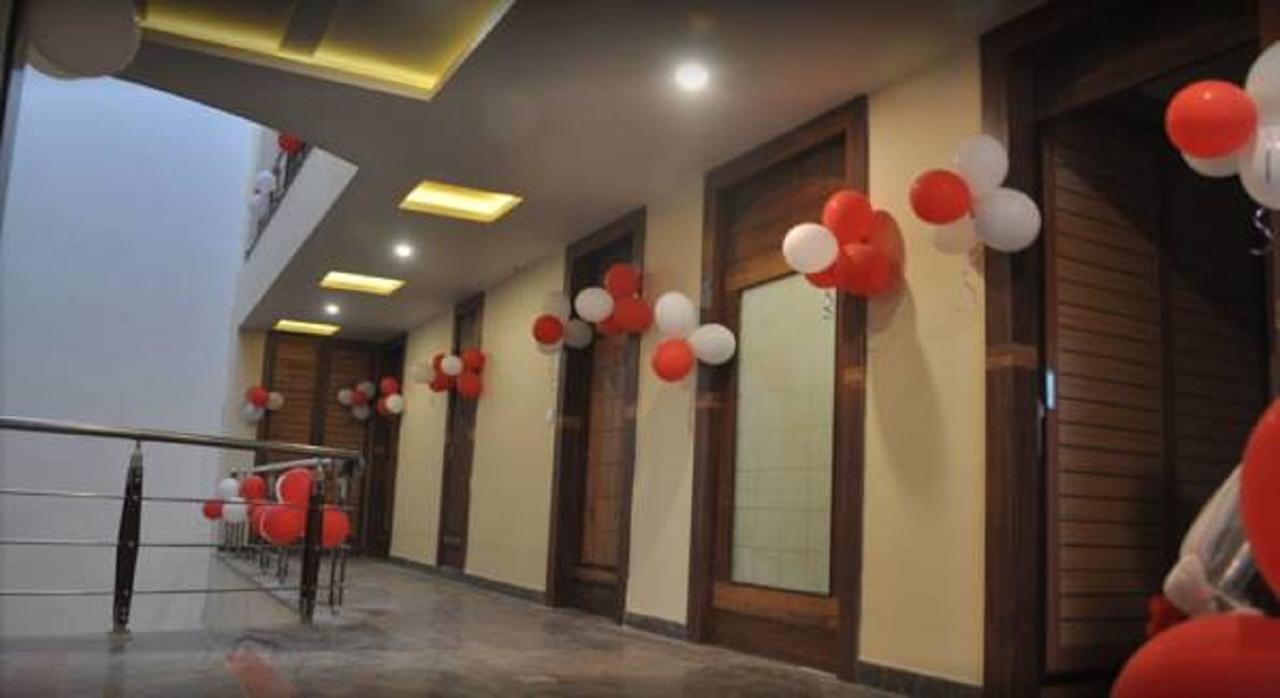 Hotel Bns International Sasarām エクステリア 写真
