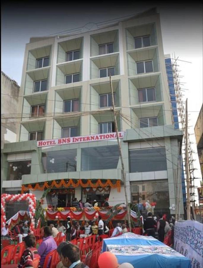 Hotel Bns International Sasarām エクステリア 写真
