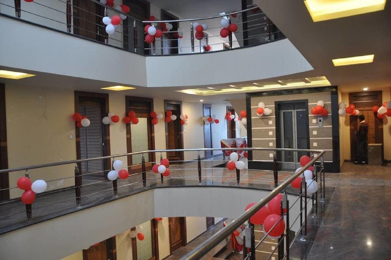 Hotel Bns International Sasarām エクステリア 写真